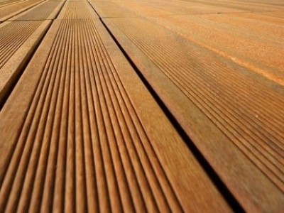 Deck de madeira